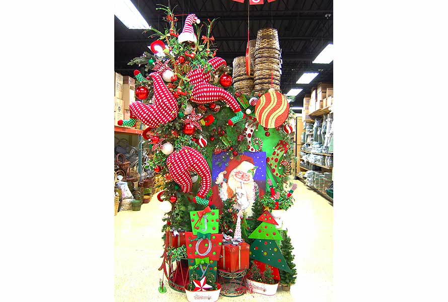 6 Steps to Sizzling Holiday Floral End Caps