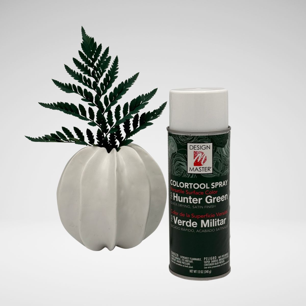 HunterGreen_LeatherLeaf.jpg__PID:30b7ef2d-a89a-4a8e-a2a4-c9fc6d361cff