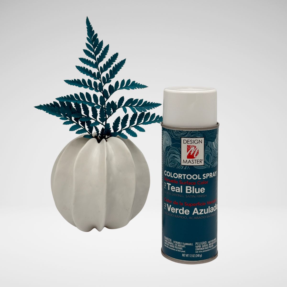 TealBlue_LeatherLeaf.jpg__PID:8db3f72b-c404-483b-94b5-925c7622311a